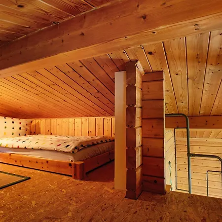 Feriehus Haus Cuersgen - Blockhaus Jana *