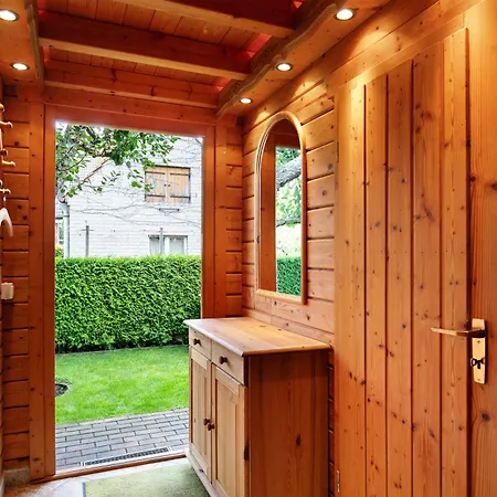 Haus Cuersgen - Blockhaus Jana برلين