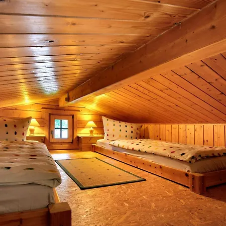 Haus Cuersgen - Blockhaus Jana *